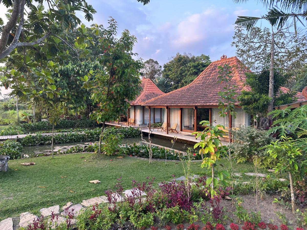 Griya Kcb Villa Ubud Exterior foto